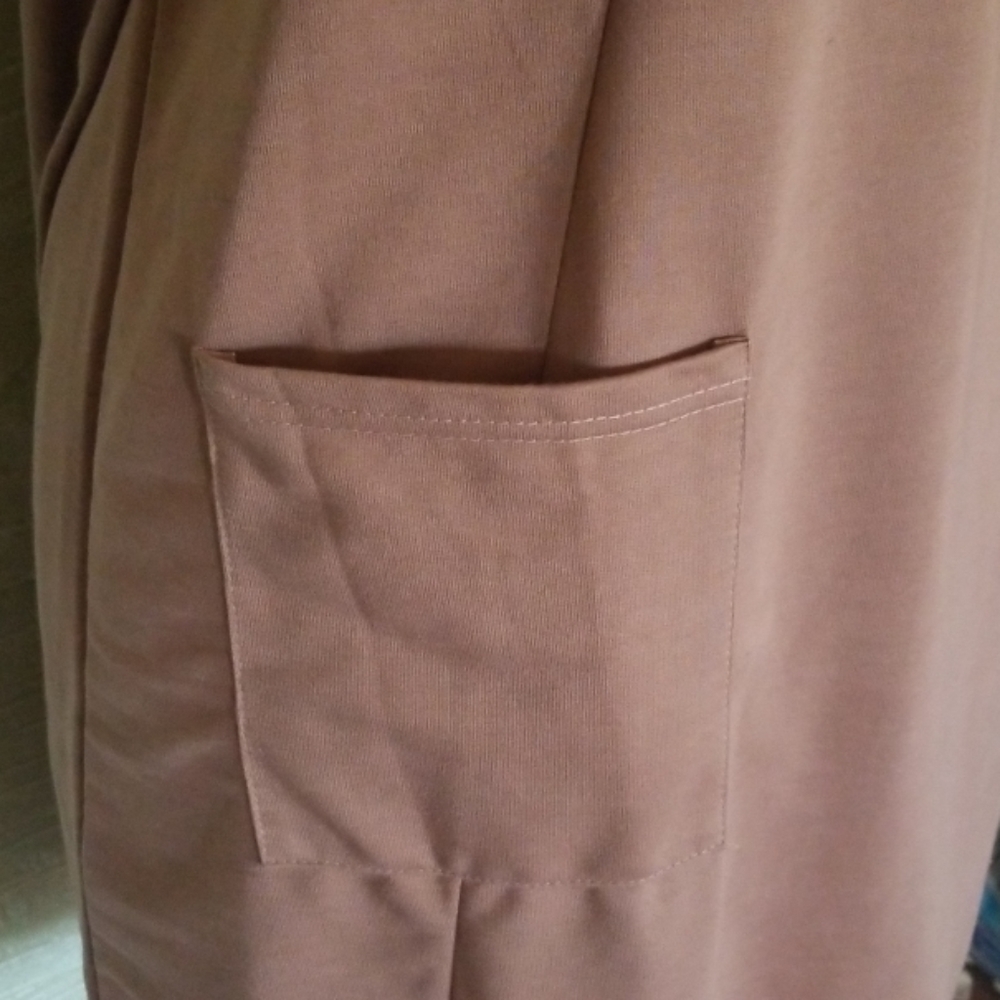Tan Anself dress - Picture 4 of 7